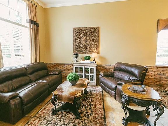 4th image of 2685 Willow Drop Way