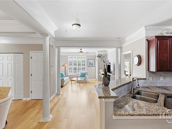 2nd image of 2124 Whitemarsh Way