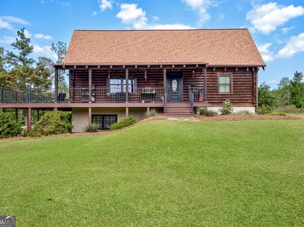 1881 E McIntosh Rd, Griffin, GA 30223