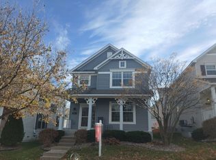 9893 Switch Grass Ln, Eden Prairie, MN 55347