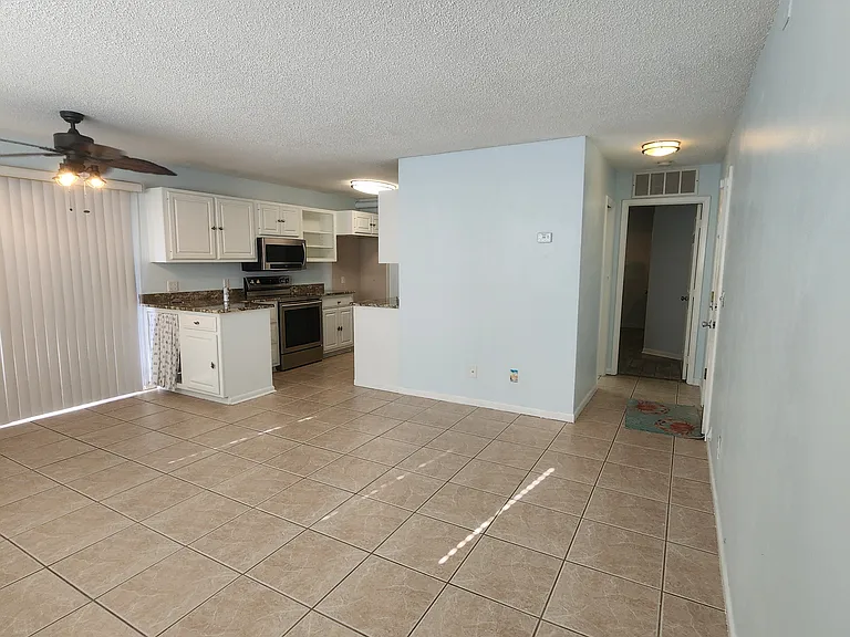 64 Cross Creek Rd #9 — Photo 2