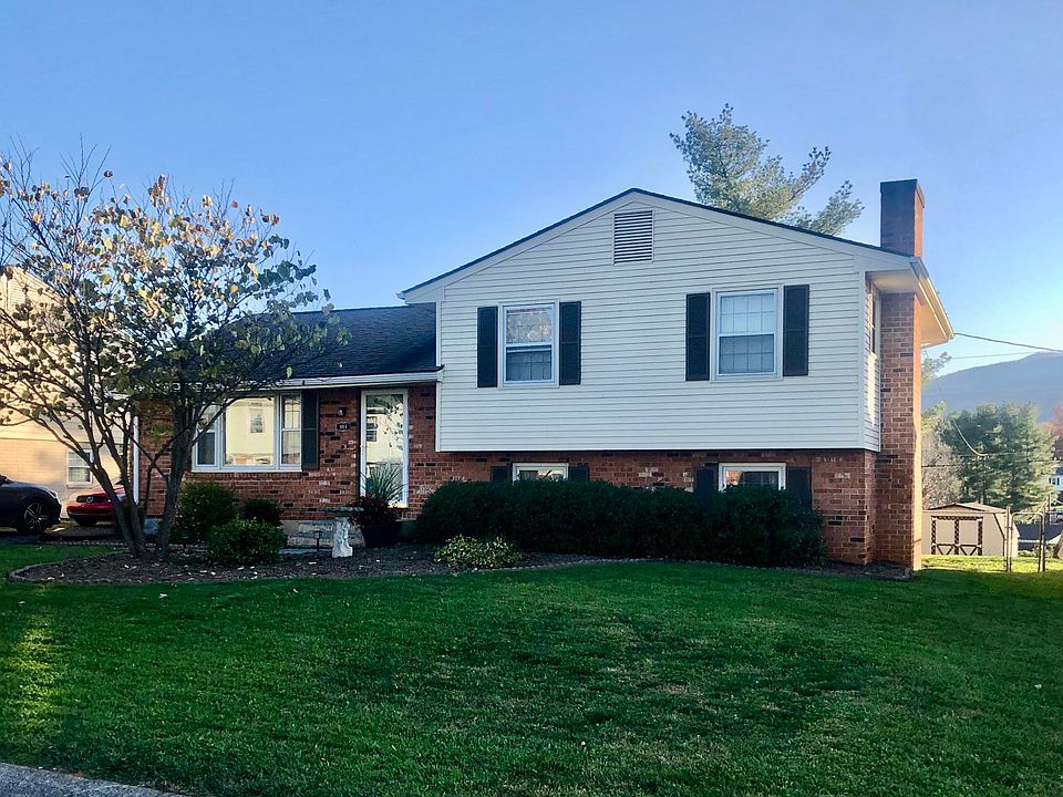 1st image of 804 Moran Ave