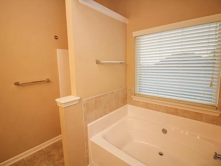 458 Lory Ln — Photo 26