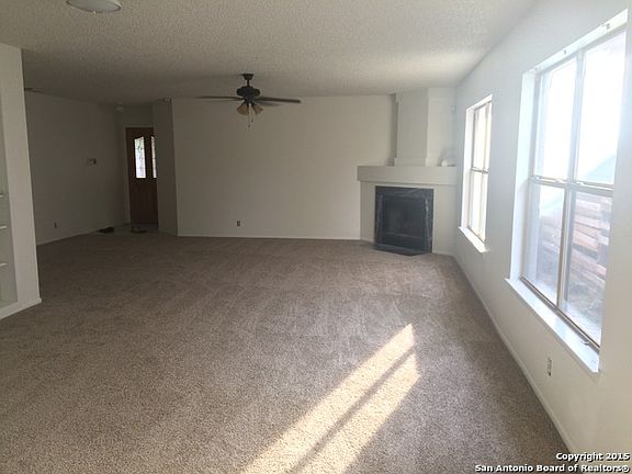 3rd image of 13114 Regency Way