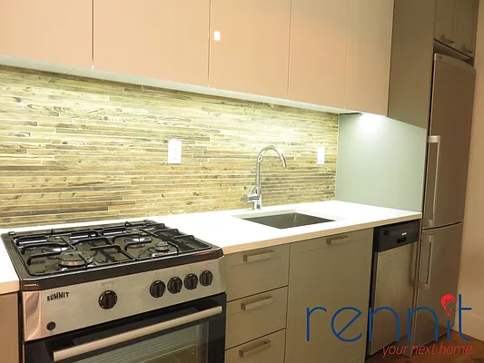 Rented by Rennit Inc. | media 32