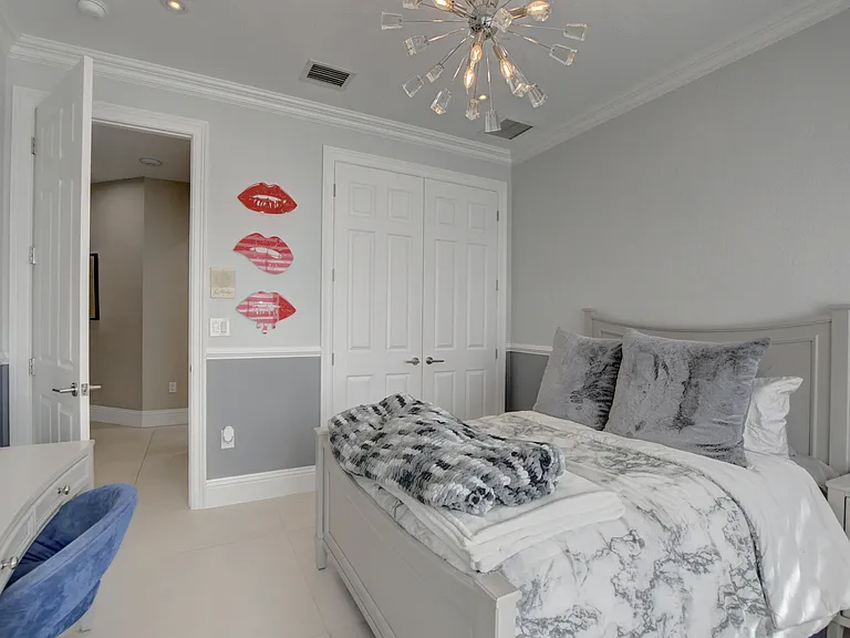 19211 N Creekshore Ct — Photo 29