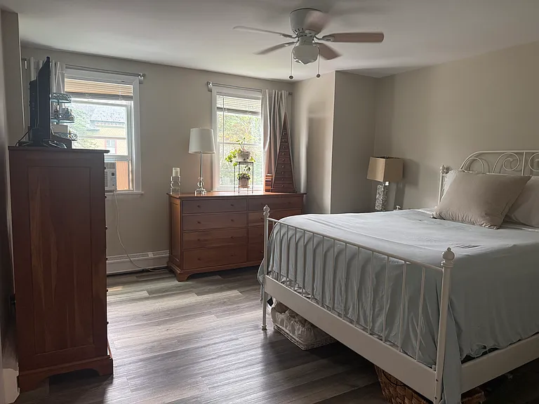 37 Edgemont Rd #2A — Photo 8