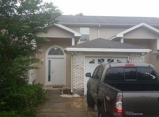 519 Taylor Cir, Fort Walton Beach, FL 32547
