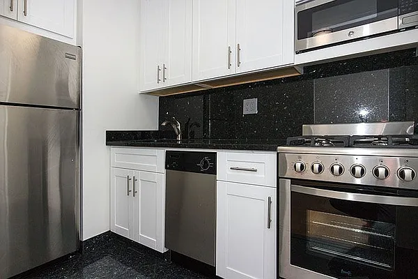 Rented by GoodRock Realty | media 12