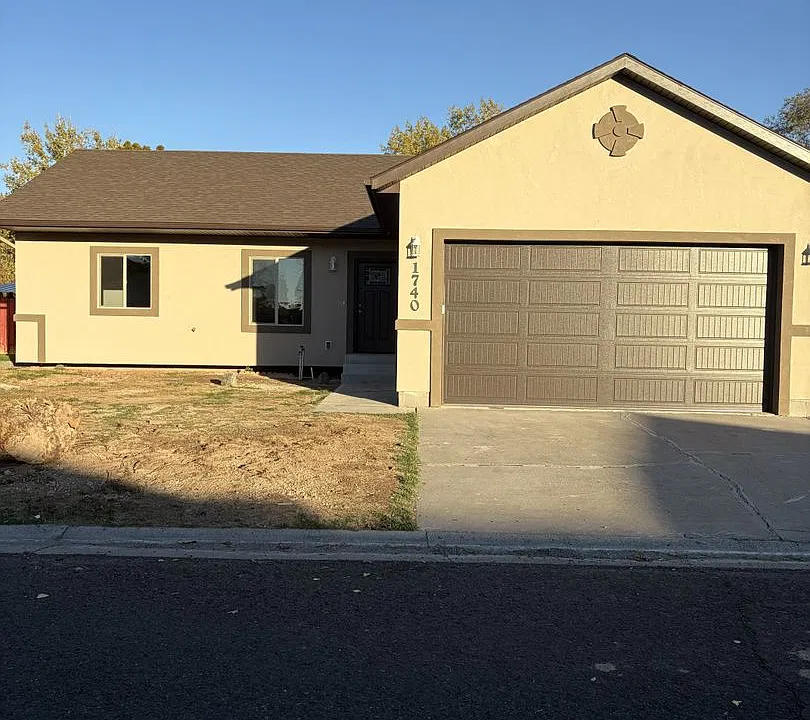 1740 Alvarado St