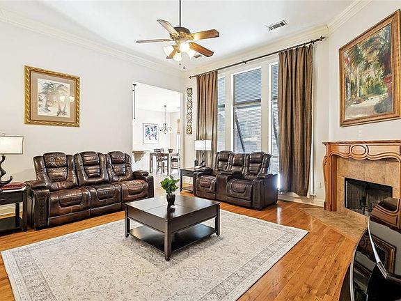 3rd image of 604 Tanager Dr