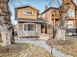 252 S 21st Ave NE, Calgary, AB T2E 1S4