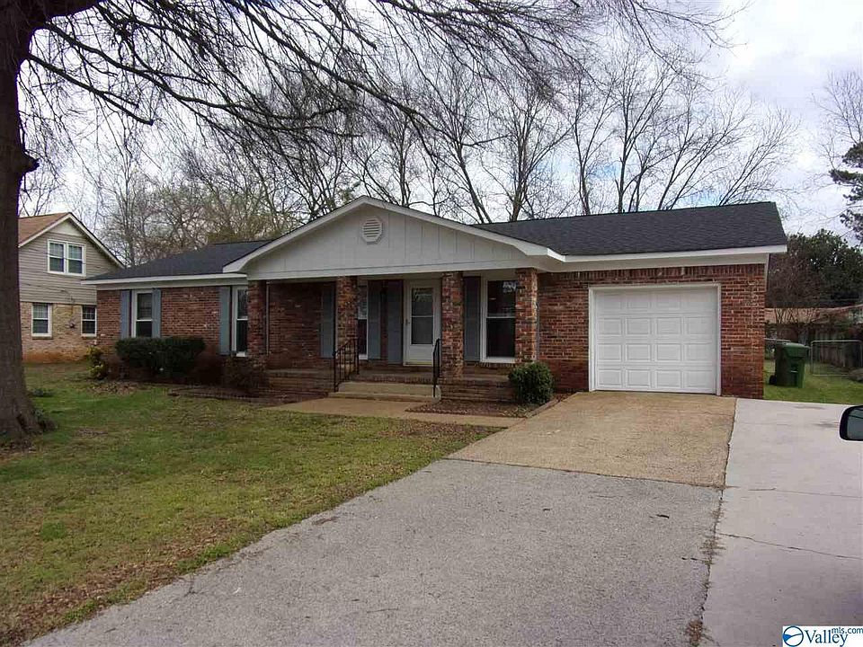 1st image of 11023 Crestfield Dr SE