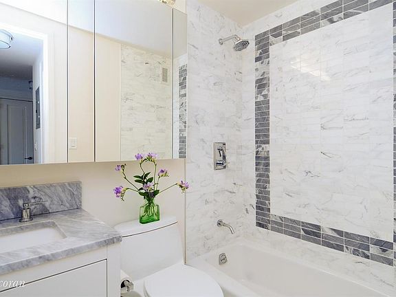 5th image of 200 E 94th St APT 1111