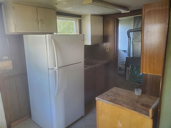 3rd image of 3306 S Jefferson St #0