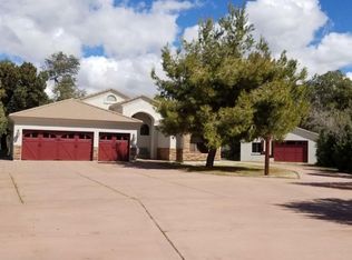 52158 E Black Jack Rd, Miami, AZ 85539