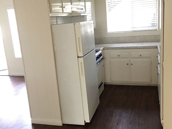 5th image of 2631 A St APT 02