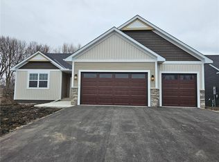 246 10th Ave NE, Hutchinson, MN 55350
