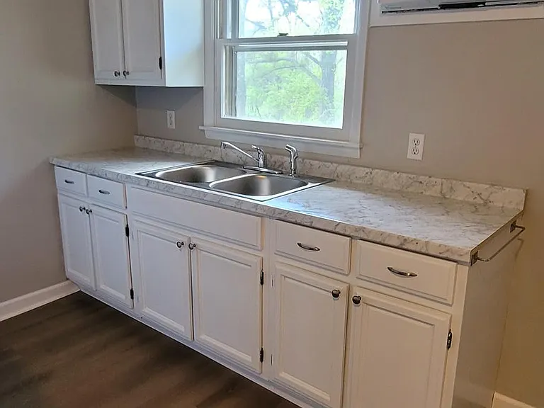 157 Highlander Dr #B — Photo 6