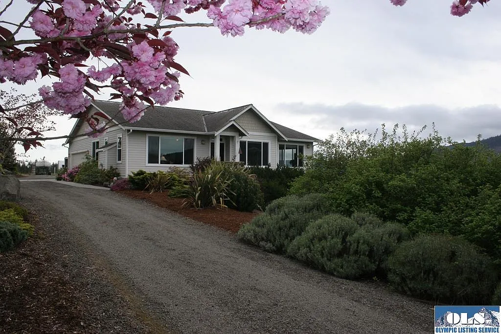 163 Quarter Horse Ln photo 1