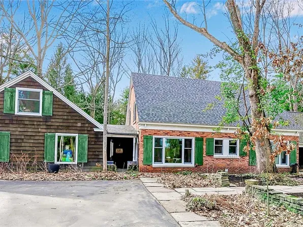 6315 Newton Rd, Orchard Park, NY 14127