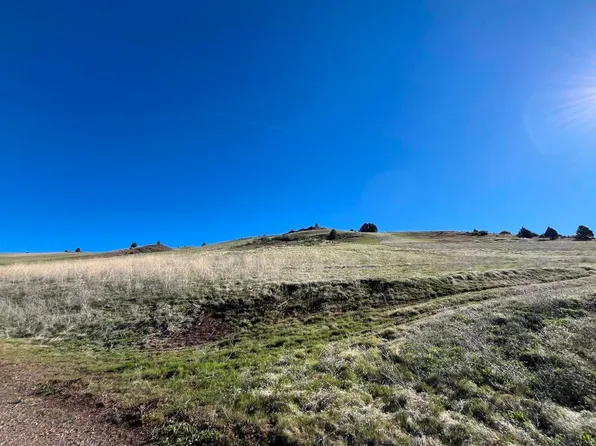 15654 Lake Side Ln, Hornbrook, CA 96044