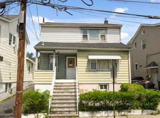 39 Mitchell St, Lodi, NJ 07644