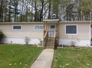 3 Joan Ct, Bloomingburg, NY 12721