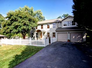 10200 Maxine St, Ellicott City, MD 21042