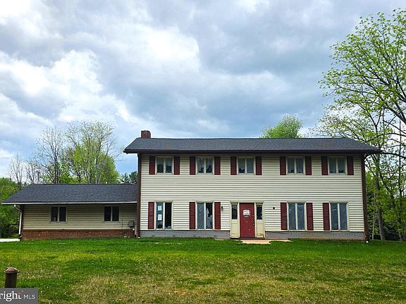 5th image of 21010 Delta Dr