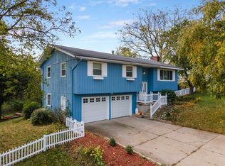 305 South Rd, Mount Horeb, WI 53572