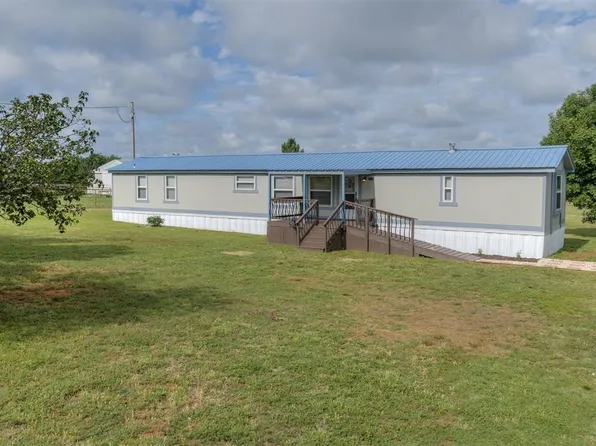 1040 County Street 2977, Blanchard, OK 73010