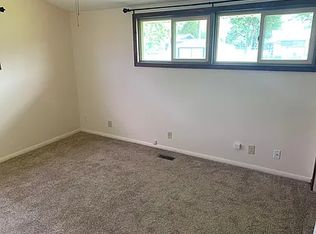 212 N Sheridan St, Minneapolis, KS 67467