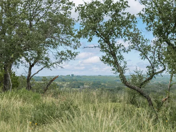 332 Ledge Stone, Clay Center, KS 67432