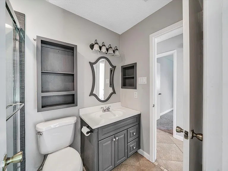 16906 Pocono Dr — Photo 22