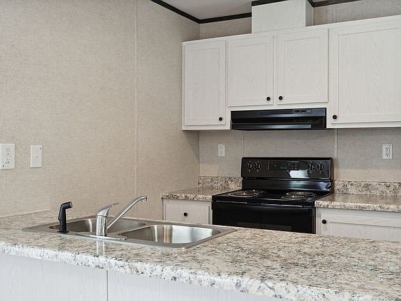 3rd image of 156 Cardinal Ln #156