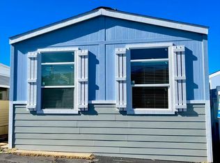 8100 Foothill Blvd #75, Sunland, CA 91040