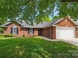 8309 Emily Dr, Harrisburg, NC 28075