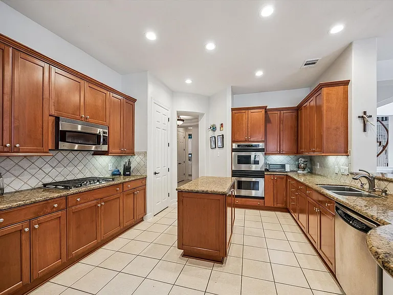 3047 Bonnebridge Way Blvd — Photo 36