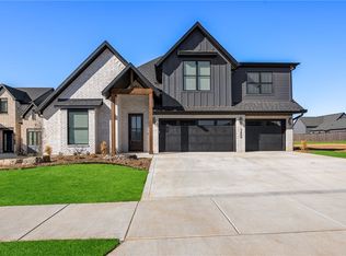 3600 SW Aurora Ln, Bentonville, AR 72713