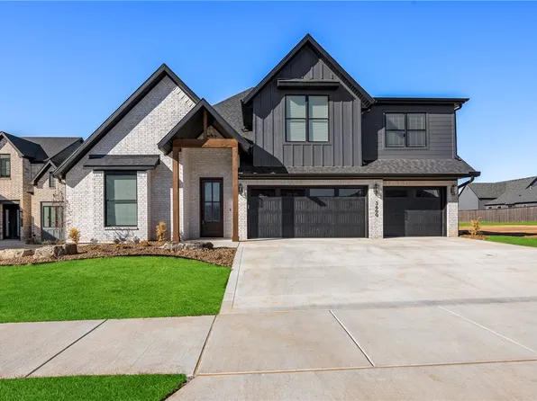 3600 SW Aurora Ln, Bentonville, AR 72713