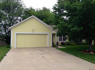 570 W Layton St, Olathe, KS 66061