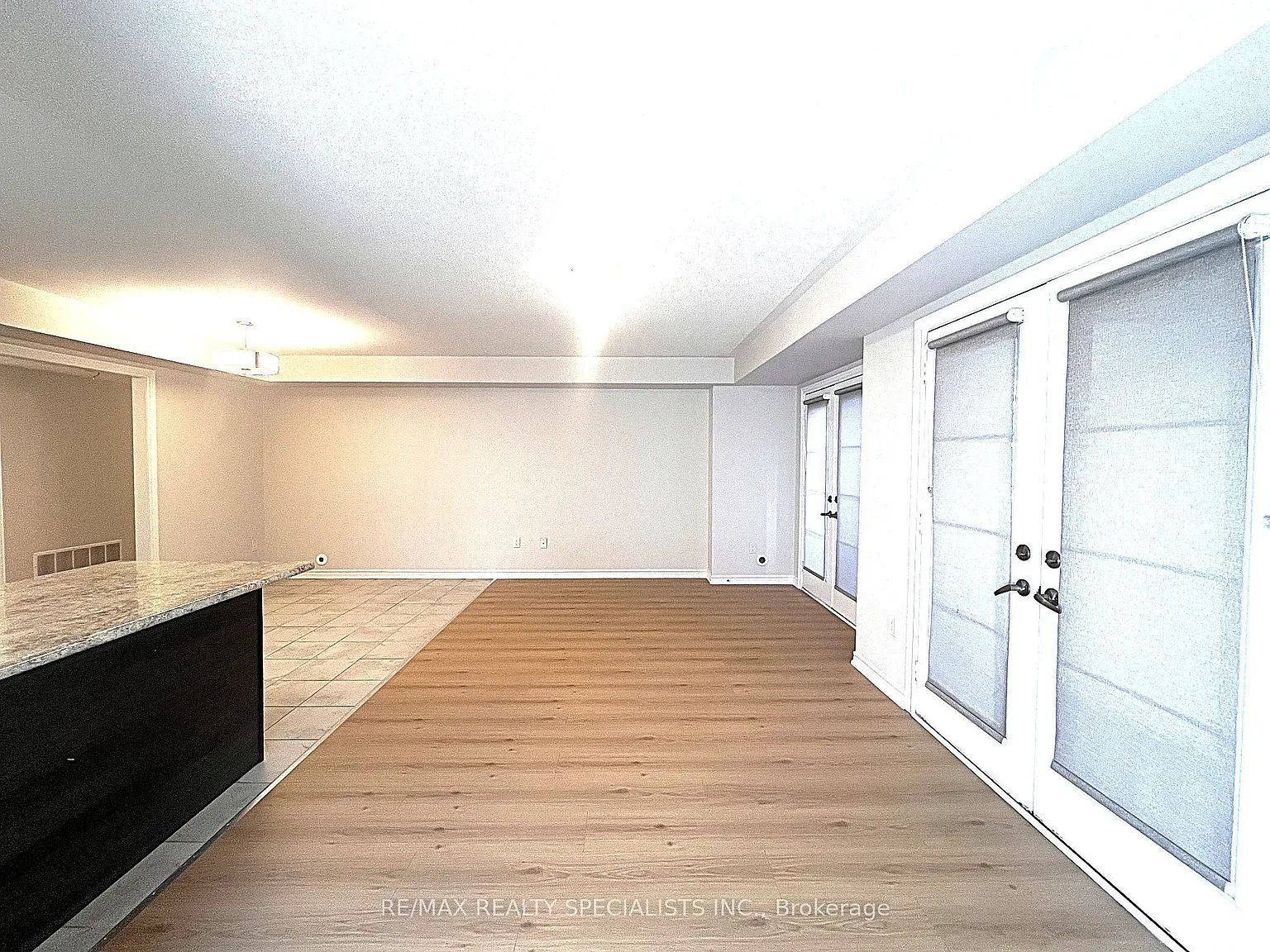 3 bed, $2,775 — Photo 4