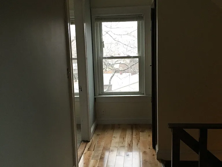 11 South St — Photo 6