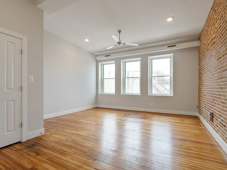 3233 O'Donnell St — Photo 9