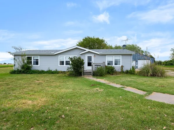 10042 N Rock Rd, Valley Center, KS 67147