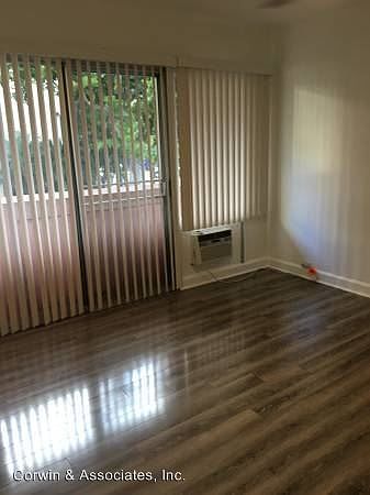 2nd image of 2118 Kuhio Ave APT 202
