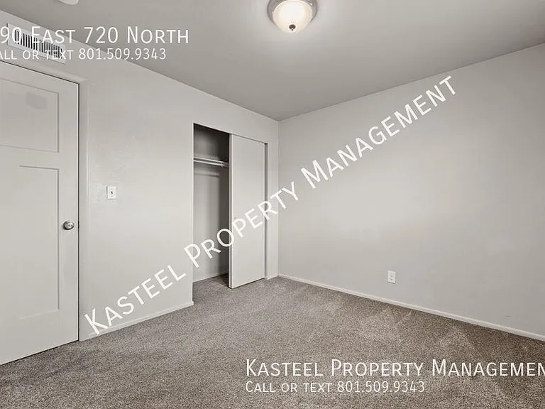 390 E 720 N — Photo 11
