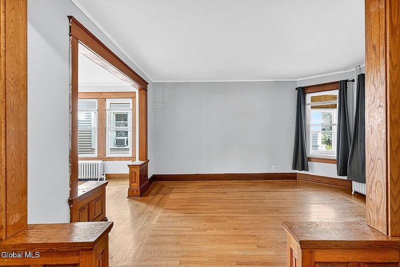 4th image of 57 Summit Avenue