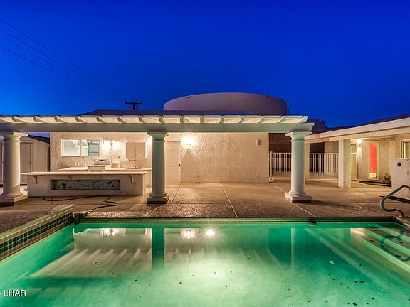 2nd image of 3633 Swordfish Dr